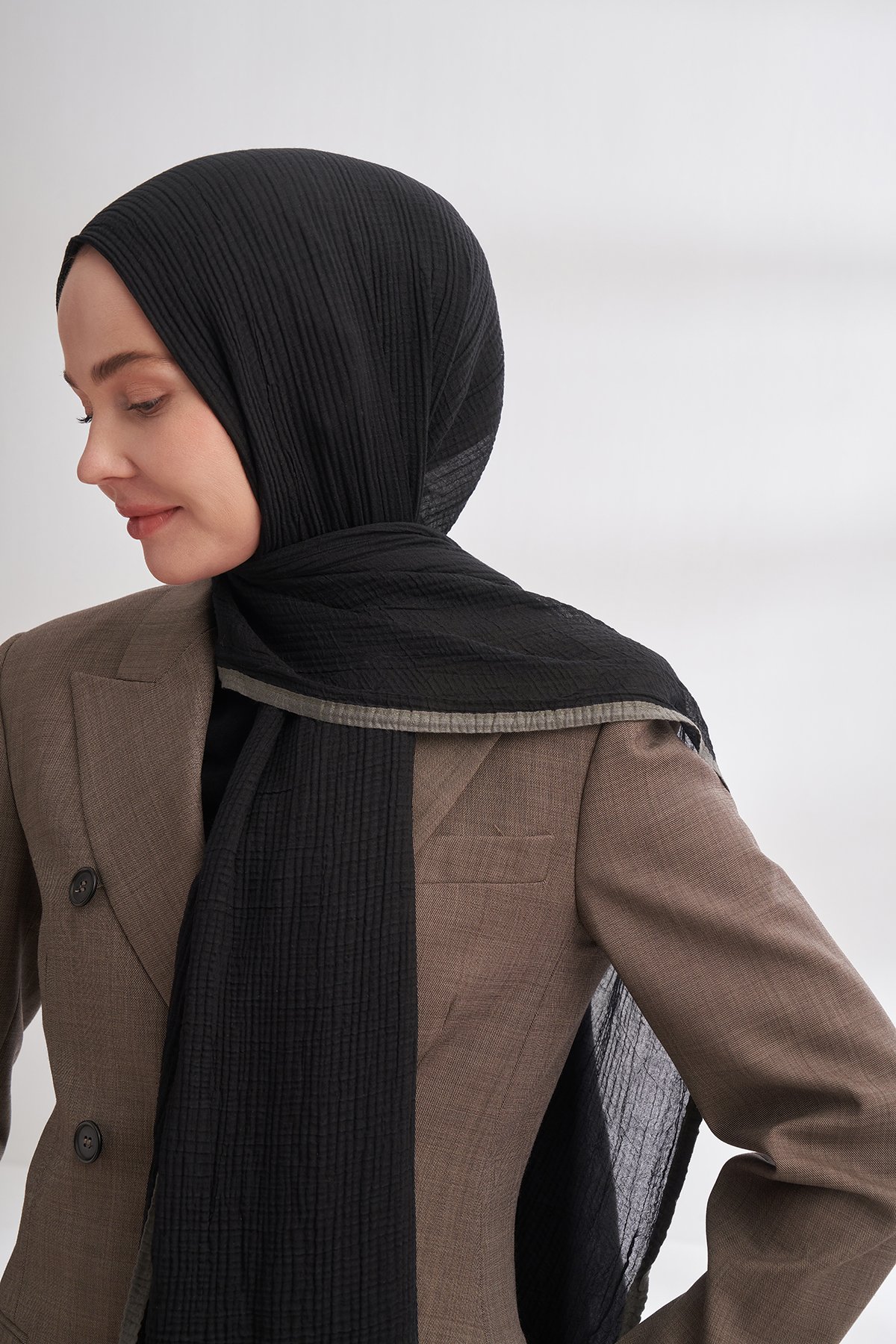 Müslin Biyeli Şal - Siyah