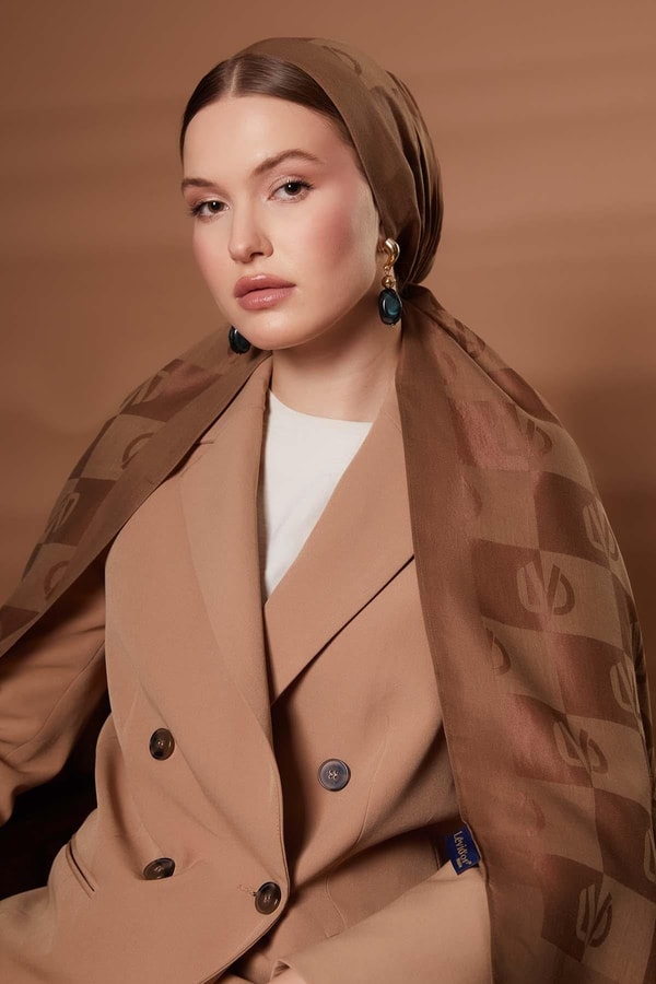 Kare LVD Baskılı Naia Jakar Şal - Camel