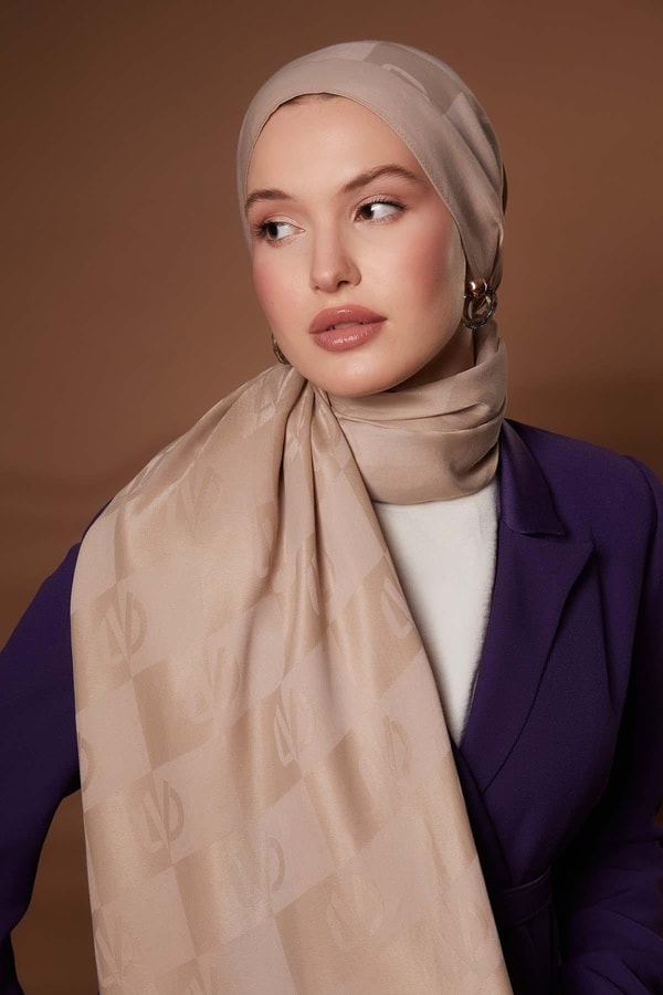 Kare LVD Baskılı Naia Jakar Şal - Latte 