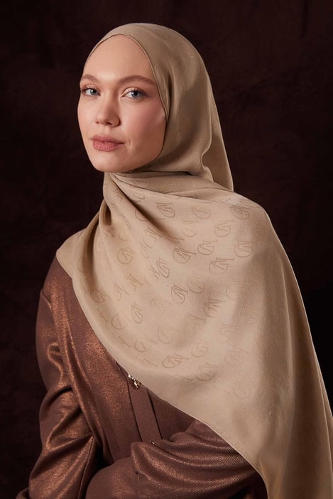 Kare LVD Baskılı Naia Jakar Şal - Gold