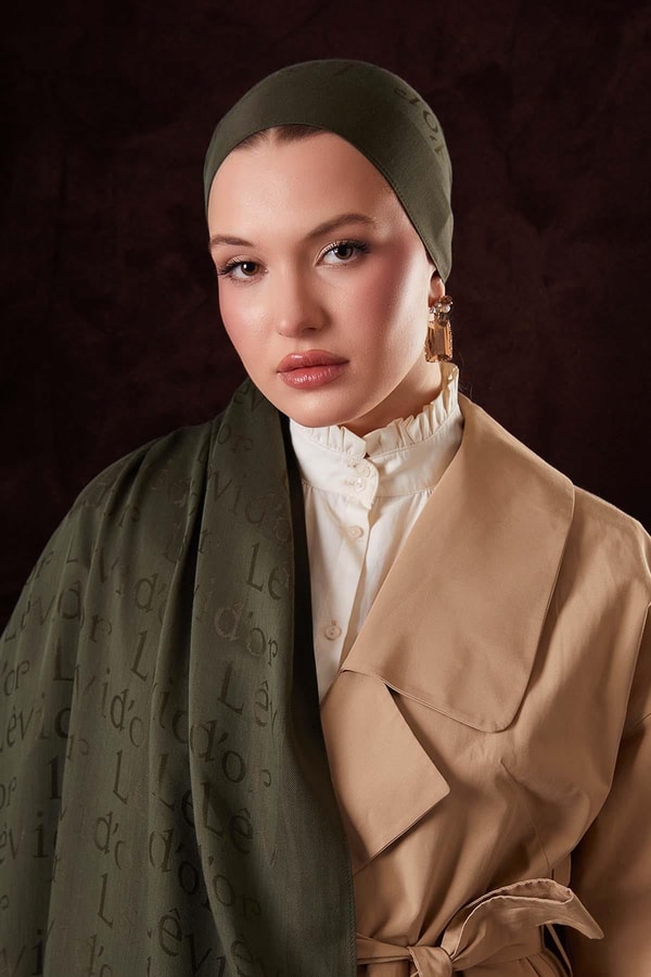 Yazı Baskılı Naia Jakar Şal - Haki