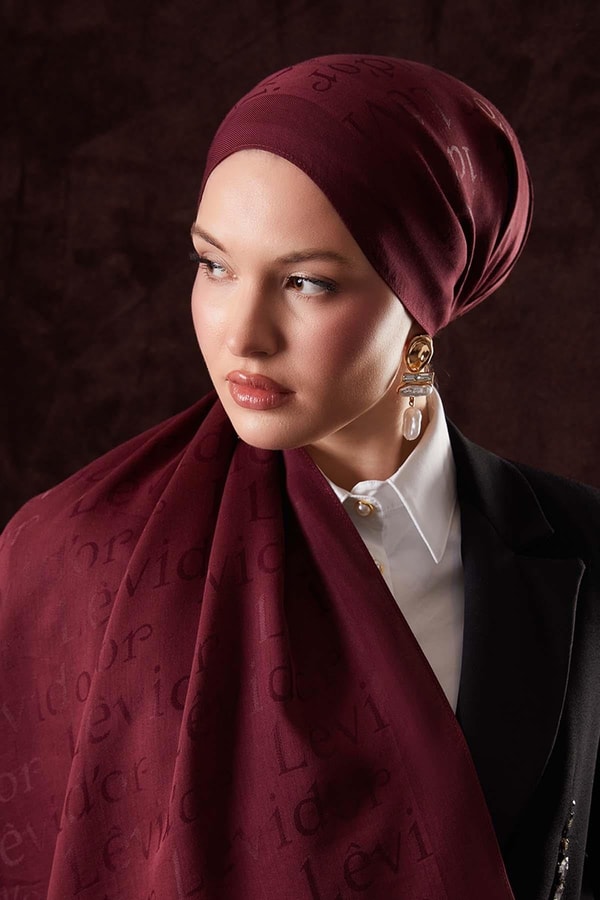 Yazı Baskılı Naia Jakar Şal - Bordo