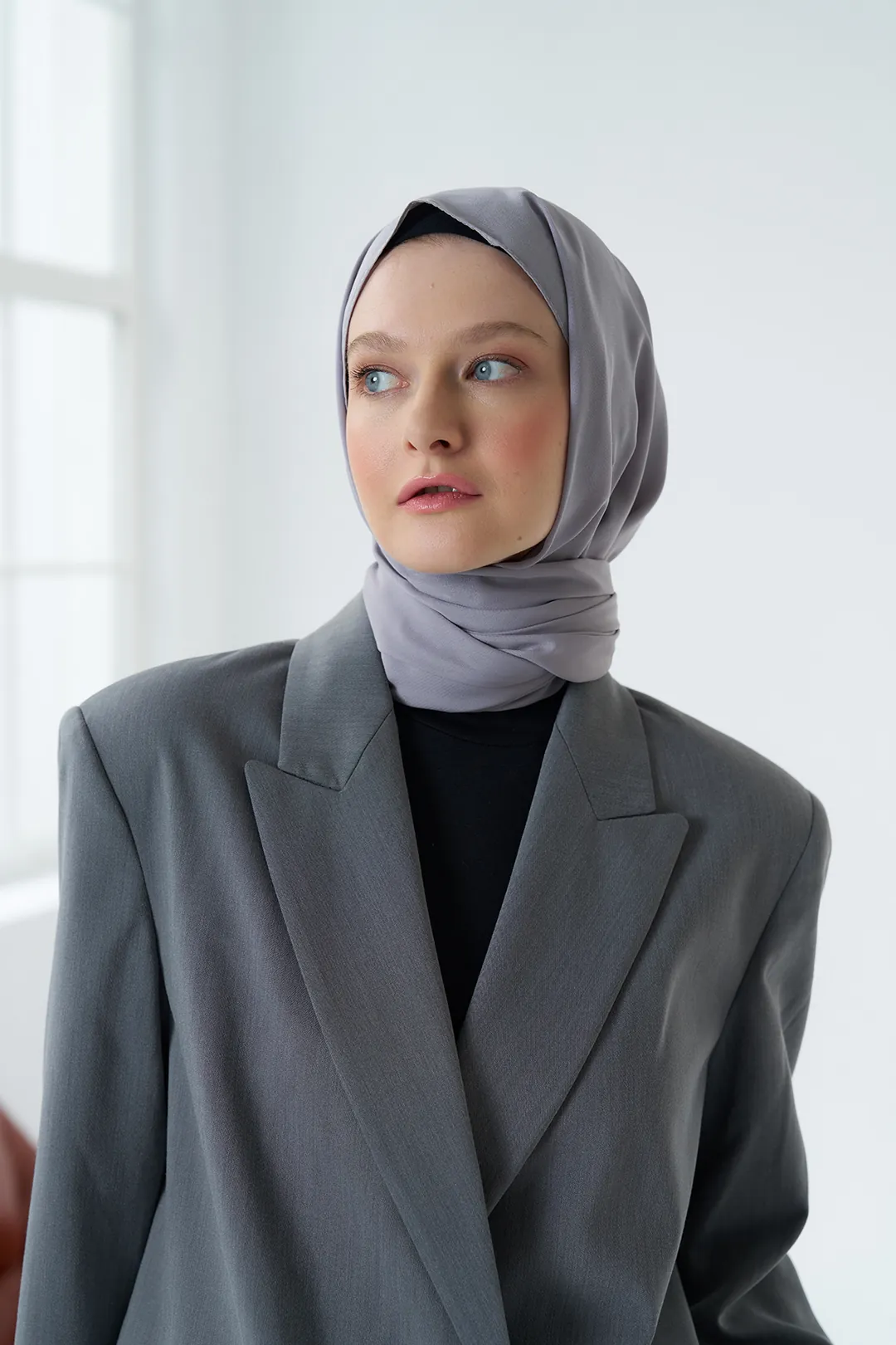 Medine İpeği Eşarp - Koyu Gri
