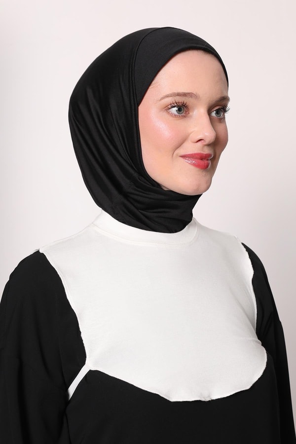 Ekru Pratik Boyunluk - Siyah