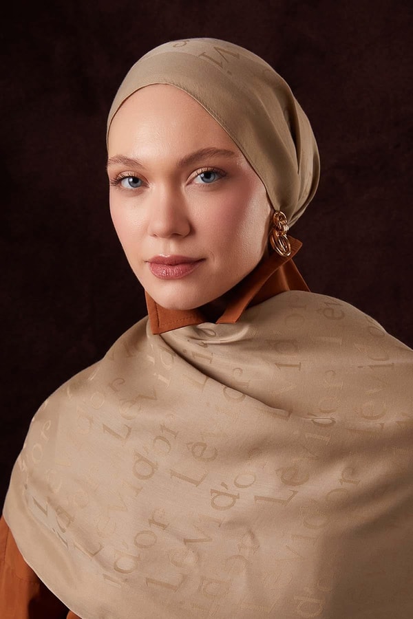 Yazı Baskılı Naia Jakar Şal - 18